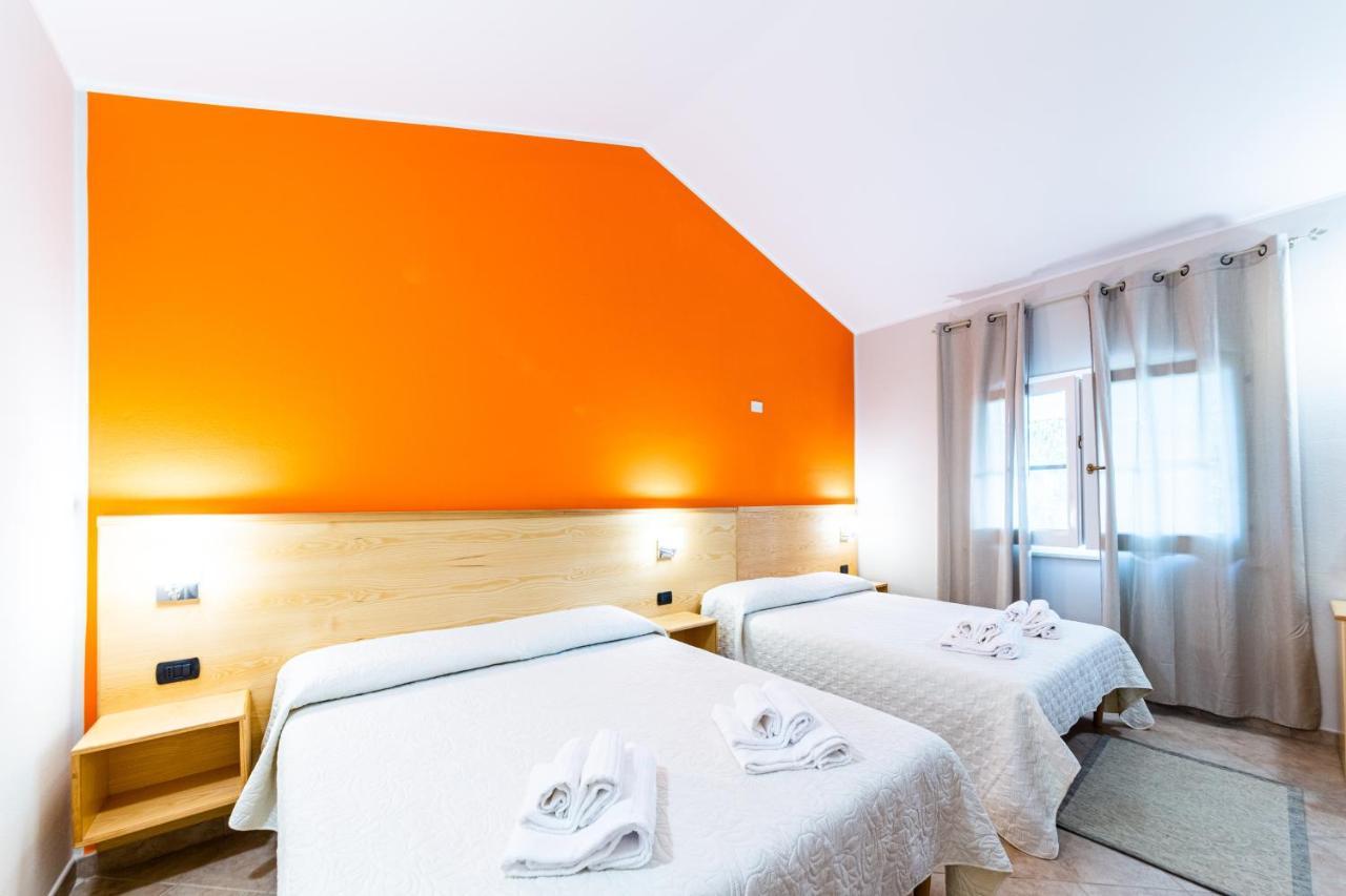 Agriturismo Is Cortillaris Càbras Екстериор снимка