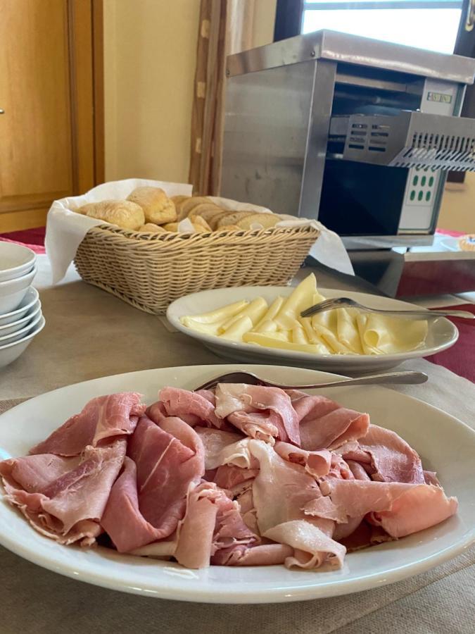 Agriturismo Is Cortillaris Càbras Екстериор снимка